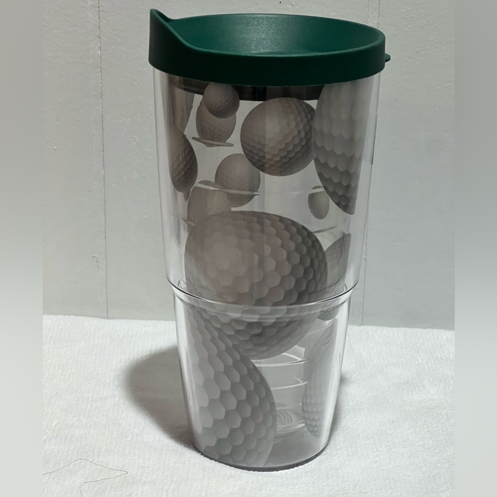 Tervis Insulated Tumbler Golf Balls 24 oz & Green Sipper Cap